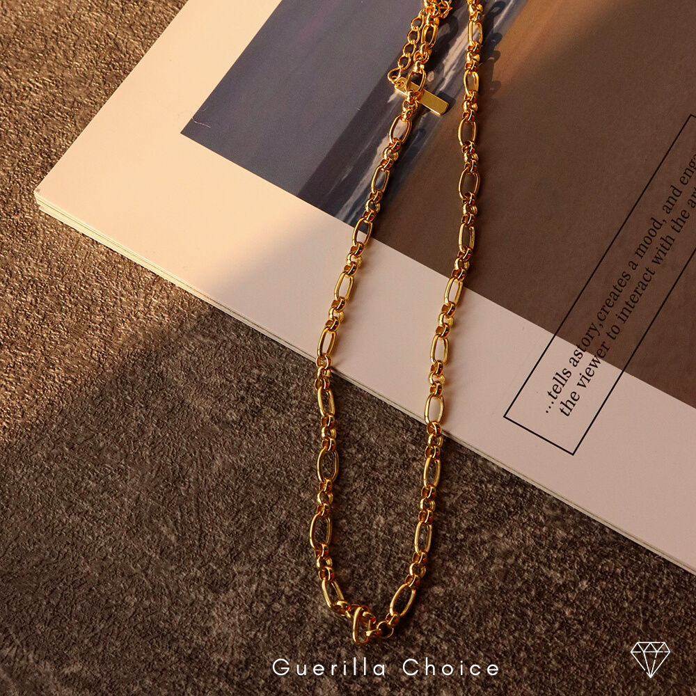 AEGIS GOLD CHAIN NECKLACE