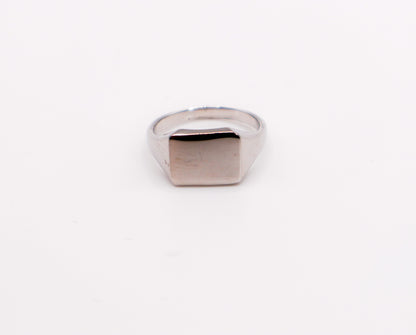 Italian Silver Rectangular Face Ring - Lolomo!