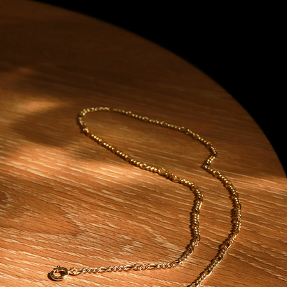 AMORETTE CHAIN NECKLACE