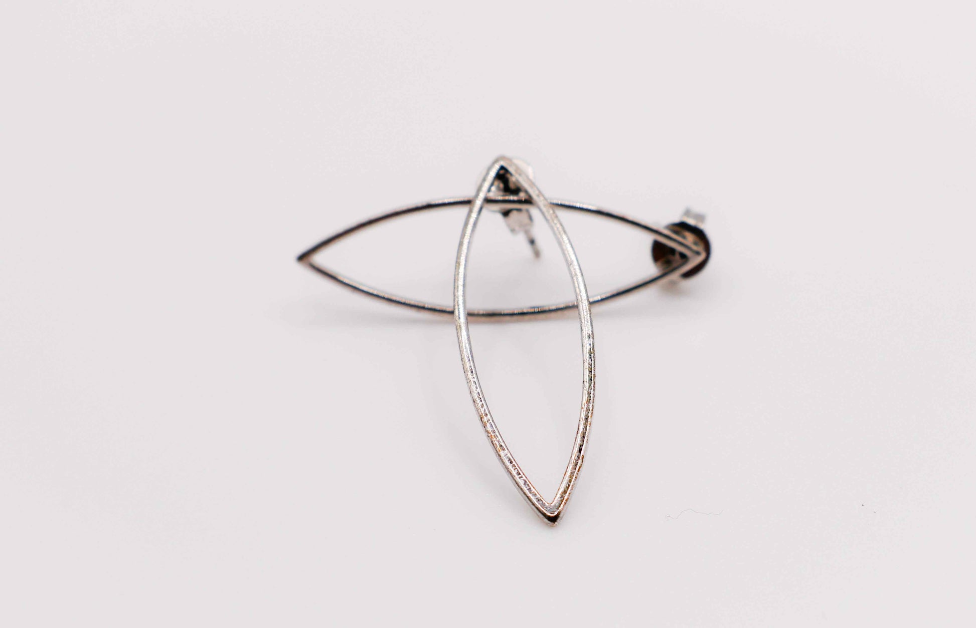 Silver Eye-Shaped Earrings – Elegant Sterling Silver Jewelry for Women