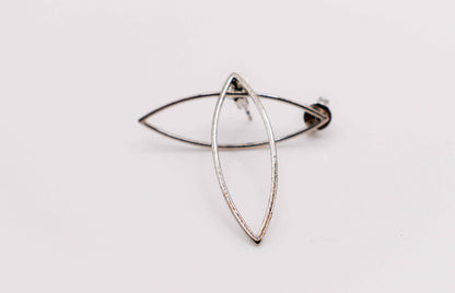 Silver Eye-Shaped Earrings – Elegant Sterling Silver Jewelry for Women