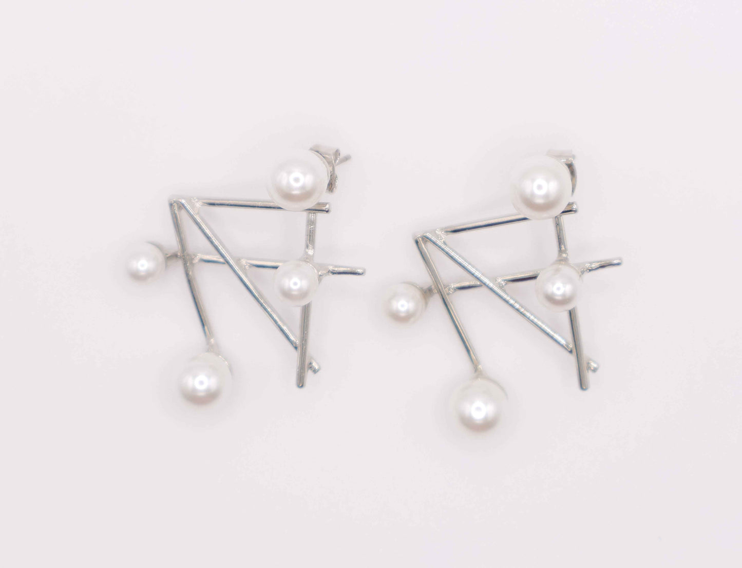 Pearlescent Futurista Earrings – Luxury Pearl Statement Earrings