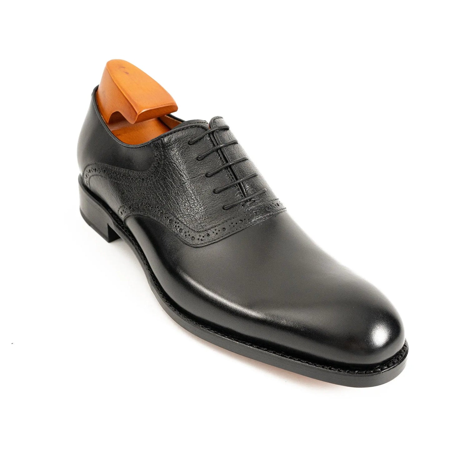 Goodyear Welted Oxford Shoes in Black Leather