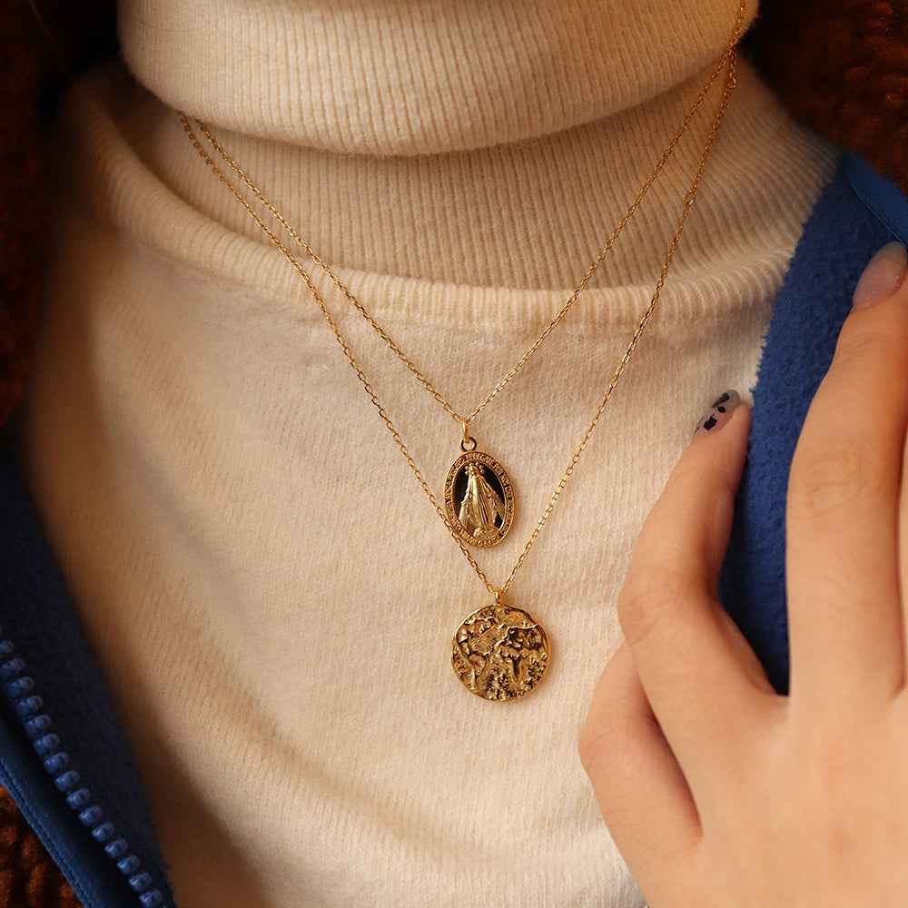 CELESTE CHARM DREAM NECKLACE