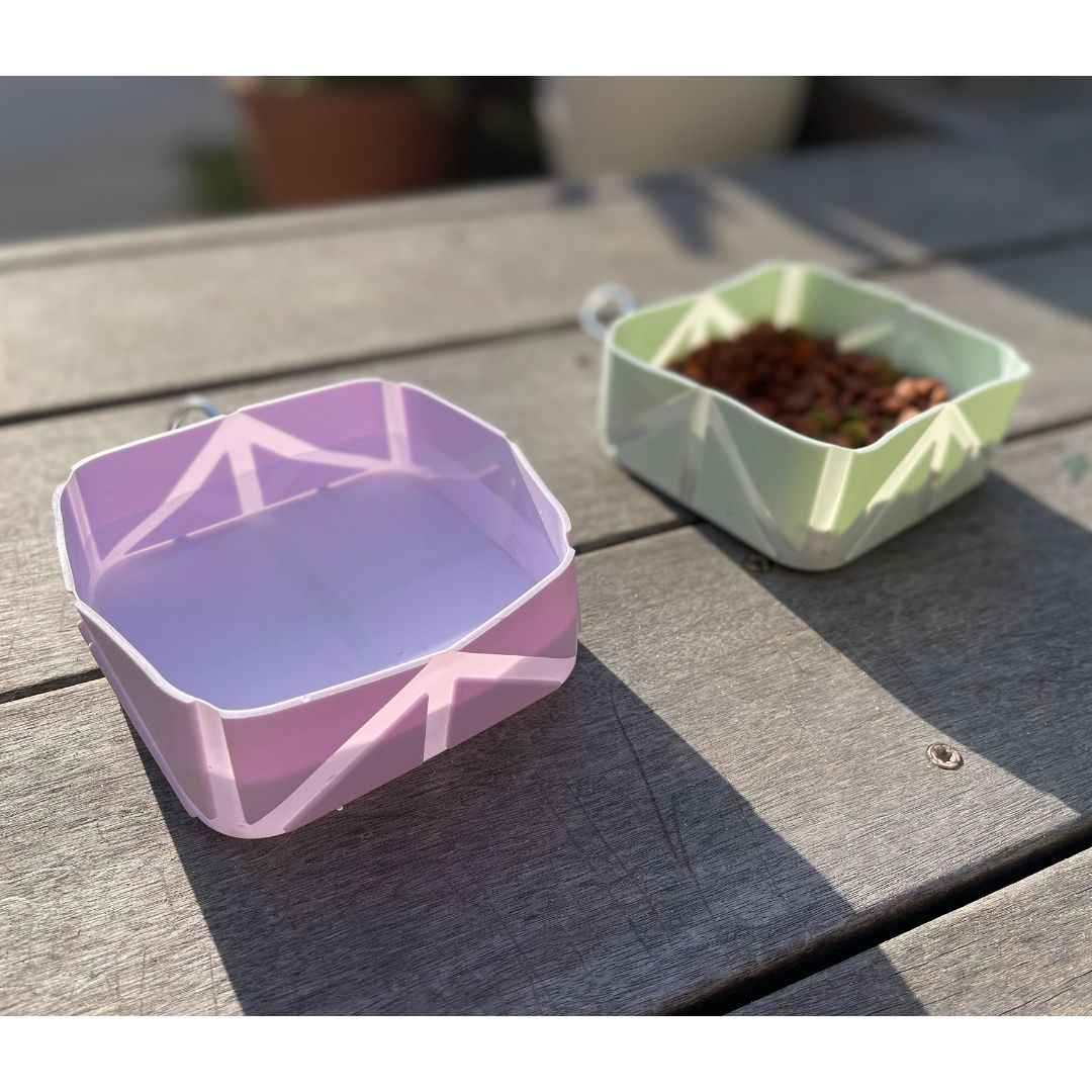 Compact Foldable Pet Food & Water Bowl – Ideal for Travel