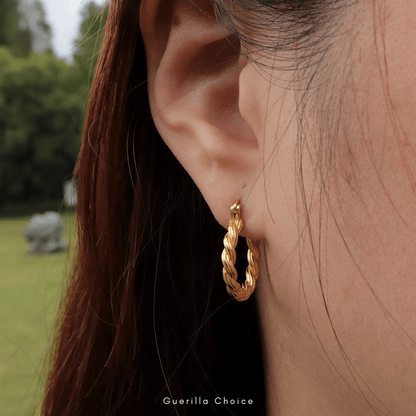 ASTRID GOLD EARRINGS - Lolomo!