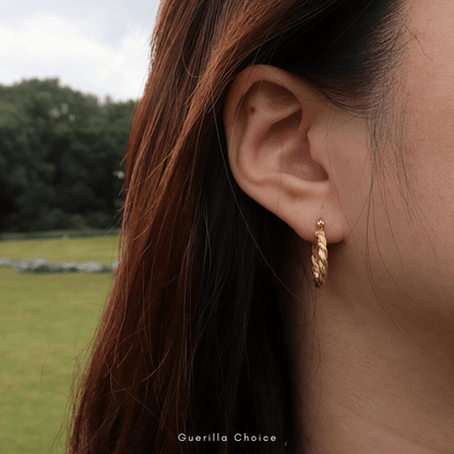 ASTRID GOLD EARRINGS - Lolomo!