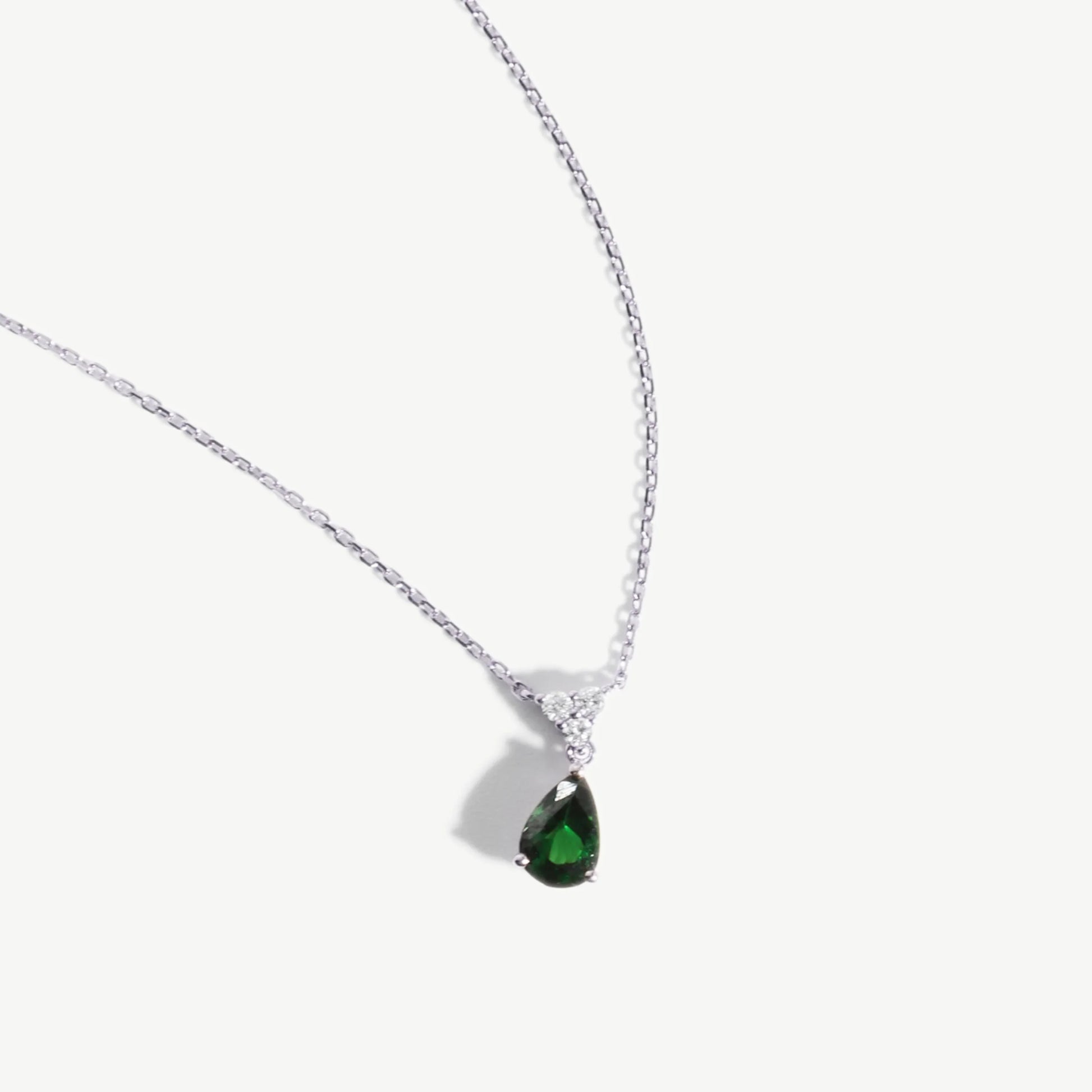 Jardin Vert Tsavorite 18K White Gold Diamond Pendant - Lolomo!