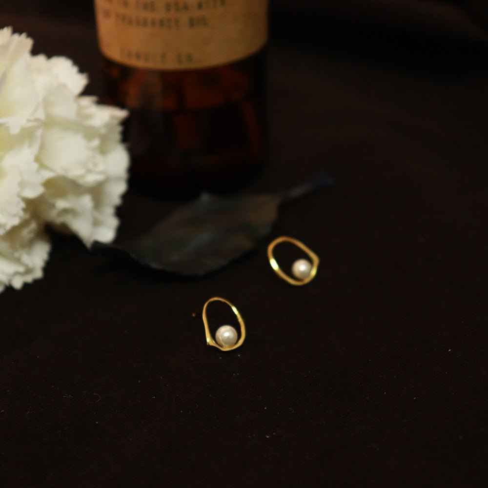 JULIETTE PEARL EARRINGS