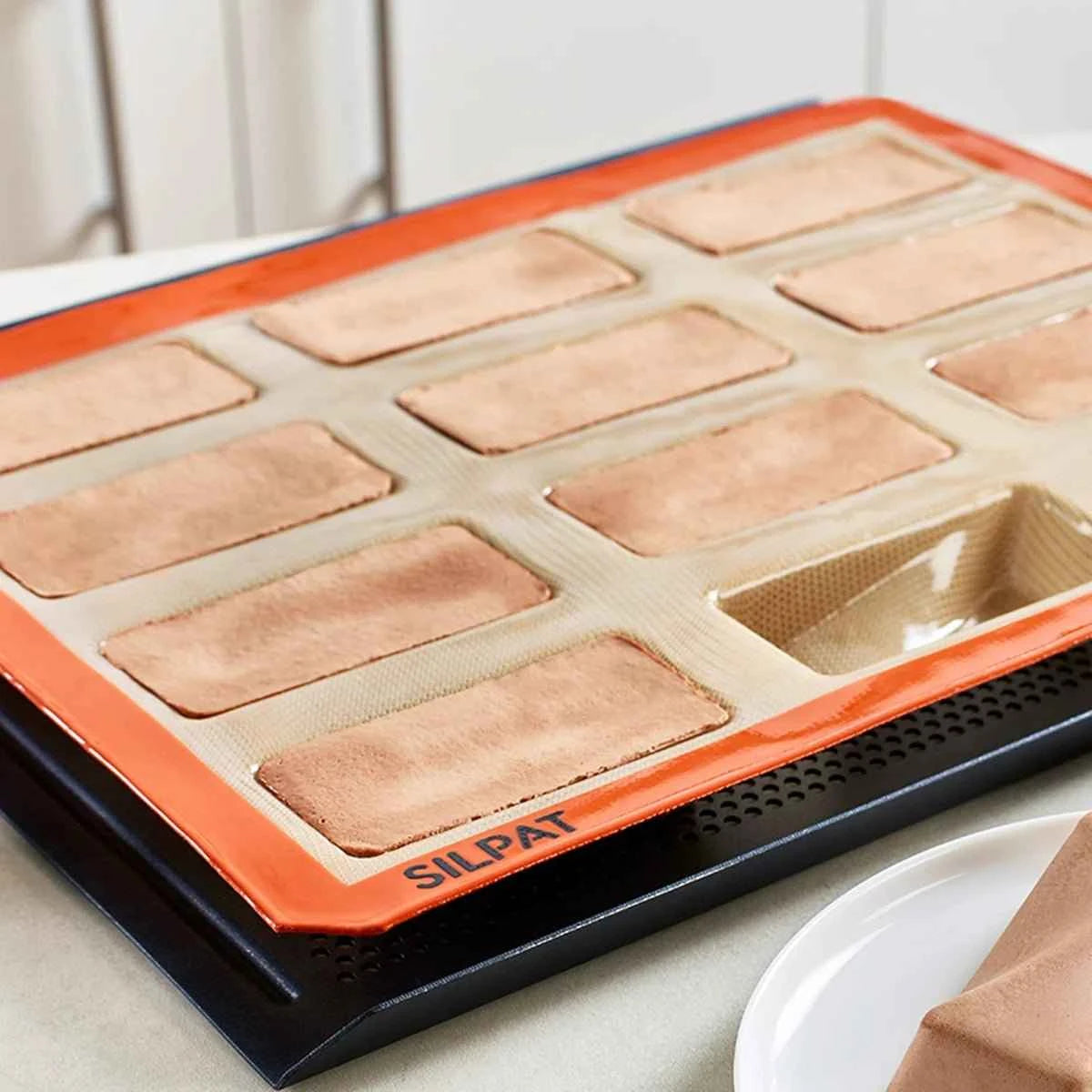Silpat Twisted Bar Mold