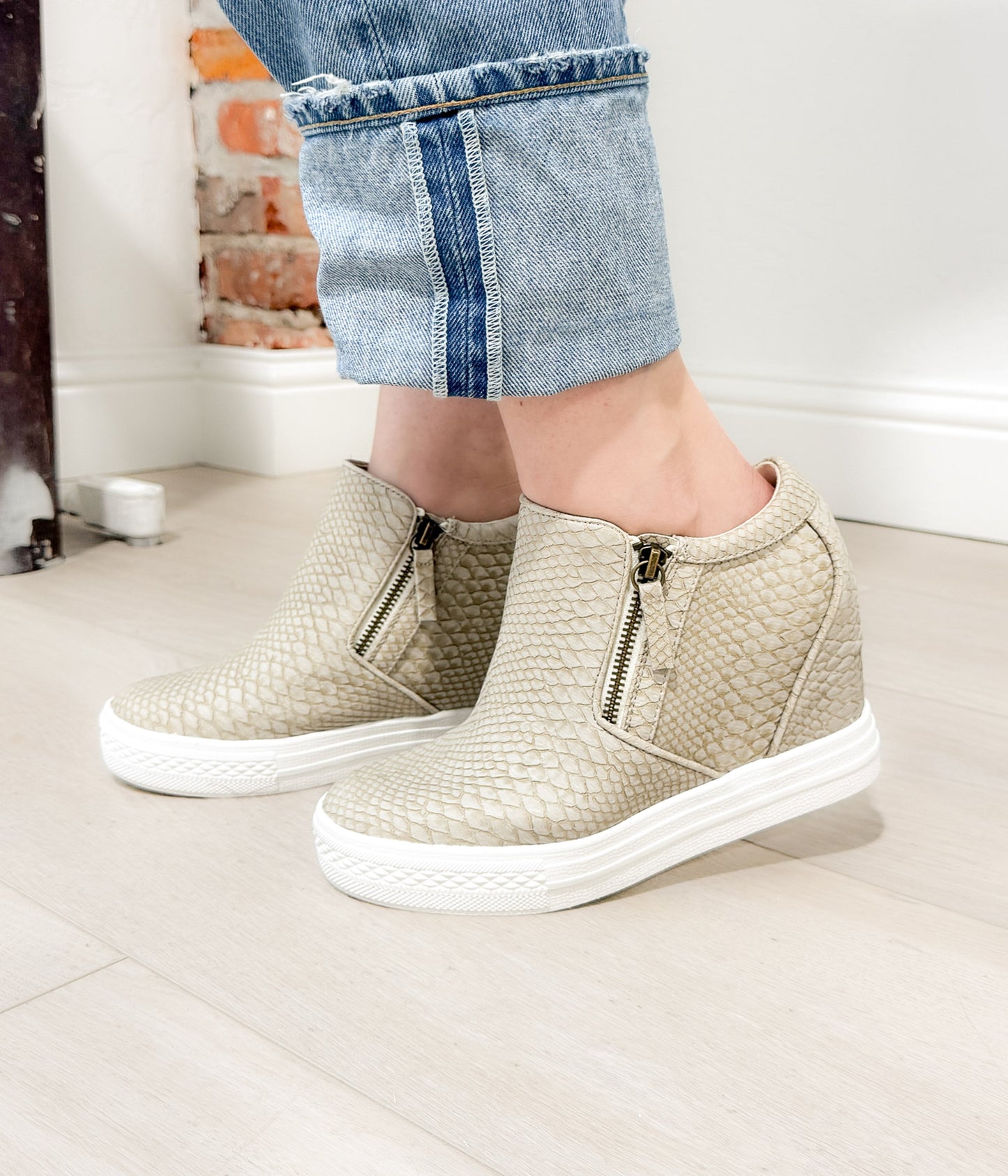 Timmibelle Wedge Sneaker in Cream