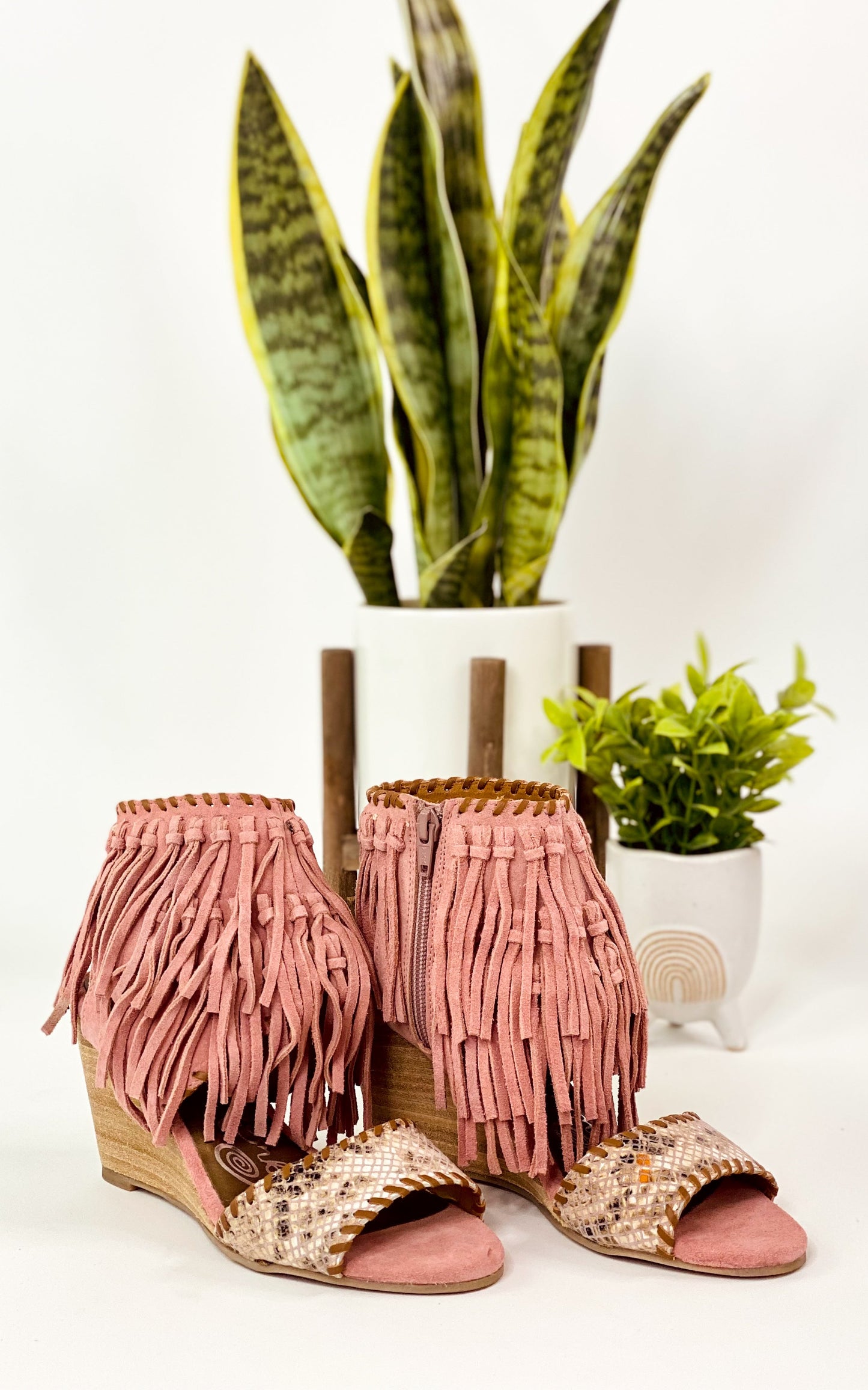 True Fringe Wedge in Blush